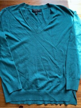 Banana Republic Men's Teal V-Neck Lightweight Sweater